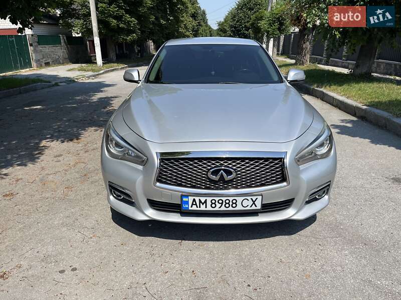 Седан Infiniti Q50 2017 в Житомире