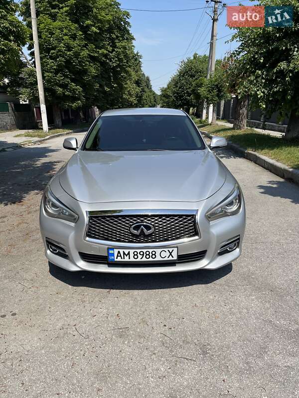 Седан Infiniti Q50 2017 в Житомире