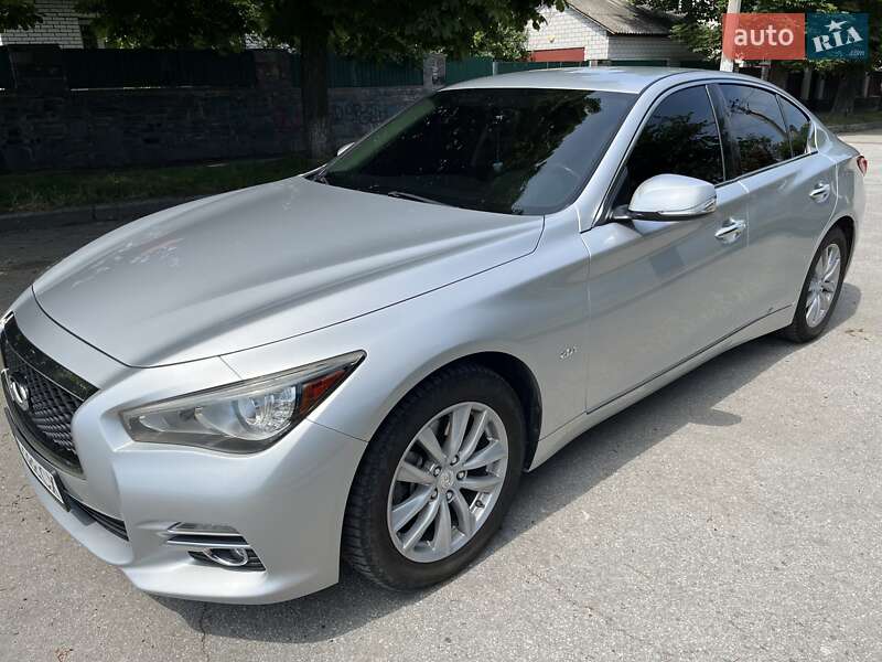 Седан Infiniti Q50 2017 в Житомире