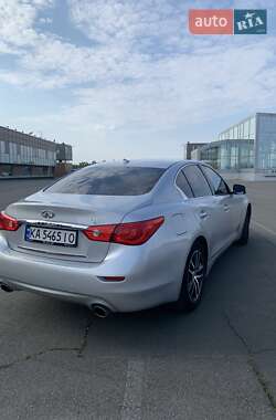 Седан Infiniti Q50 2016 в 