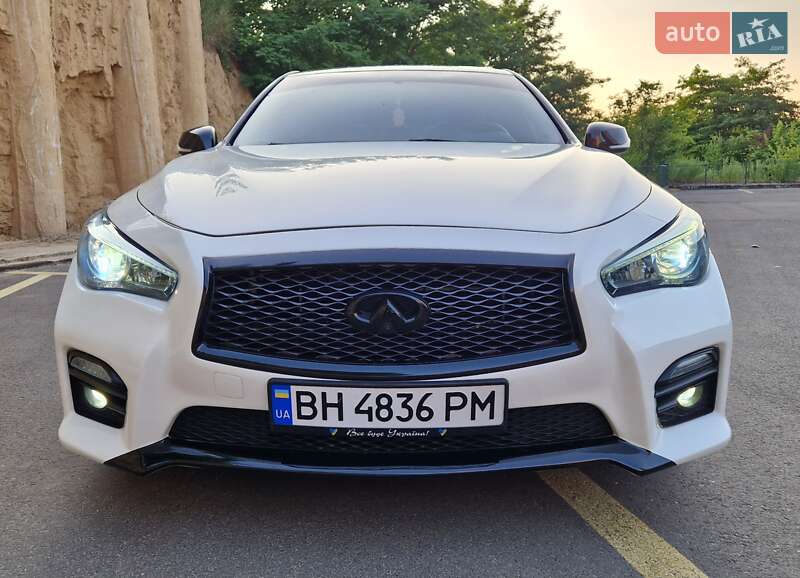 Седан Infiniti Q50 2016 в Одессе