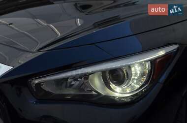 Седан Infiniti Q50 2017 в 