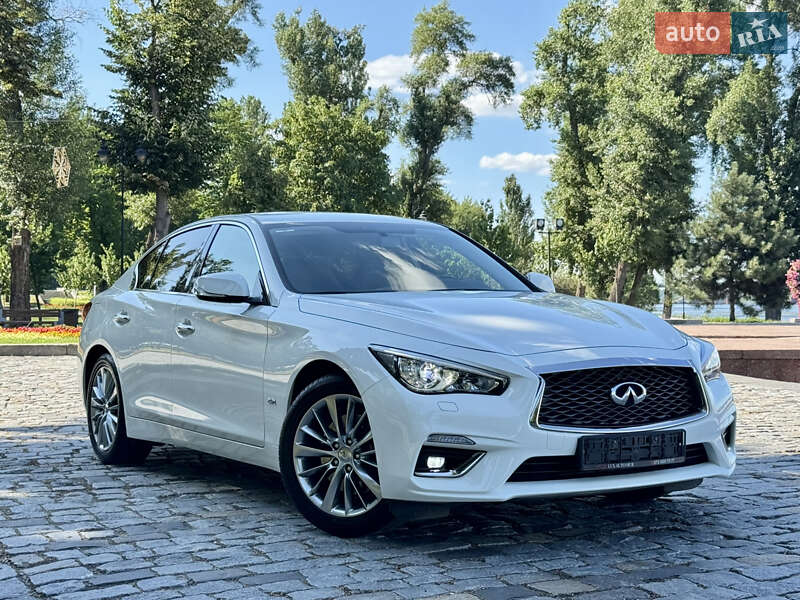 Infiniti Q50 2018
