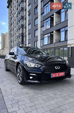 Седан Infiniti Q50 2014 в Луцке