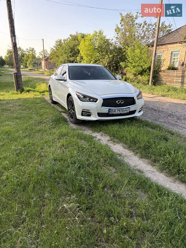Седан Infiniti Q50 2017 в Кропивницькому