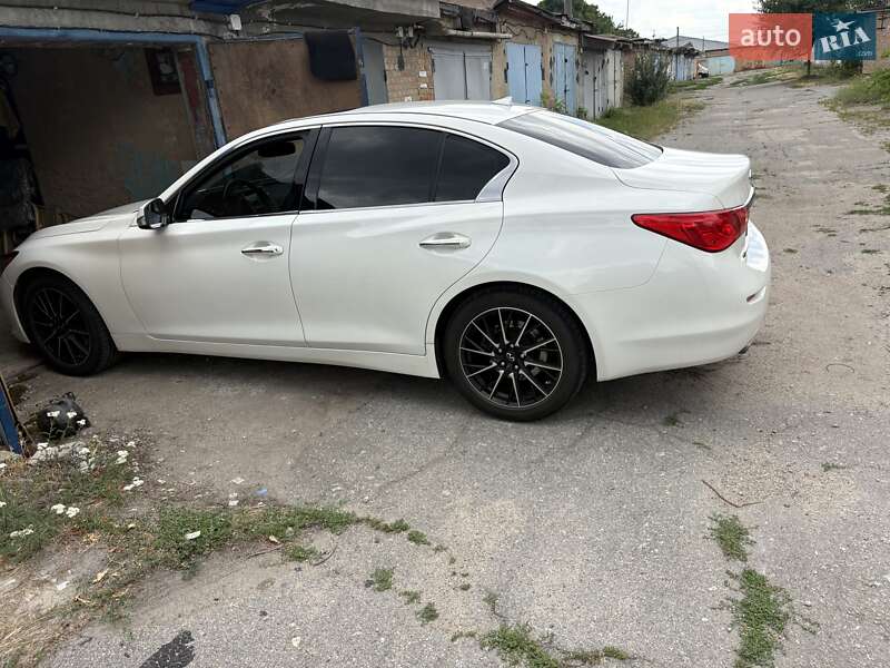 Седан Infiniti Q50 2017 в Кропивницькому