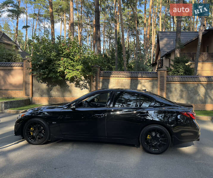 Седан Infiniti Q50 2017 в Чернигове