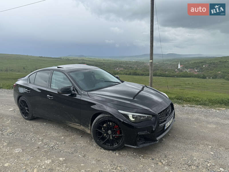 Седан Infiniti Q50 2018 в Киеве