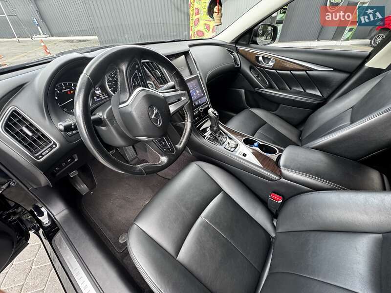 Седан Infiniti Q50 2018 в Харкові