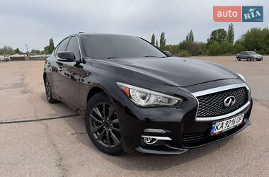 Седан Infiniti Q50 2015 в Киеве