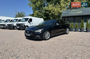 Седан Infiniti Q50 2016 в Рівному