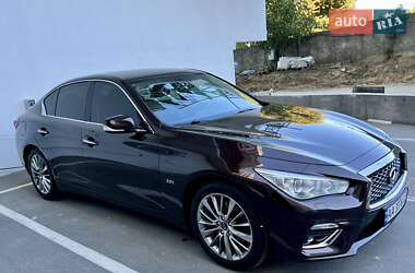 Седан Infiniti Q50 2019 в 