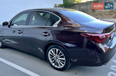 Седан Infiniti Q50 2019 в 