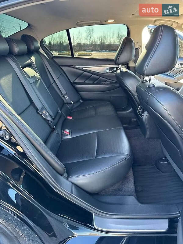 Седан Infiniti Q50 2018 в Києві