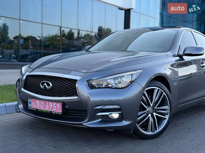 Седан Infiniti Q50 2016 в Одессе
