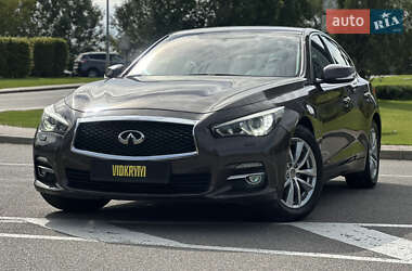 Седан Infiniti Q50 2017 в Киеве