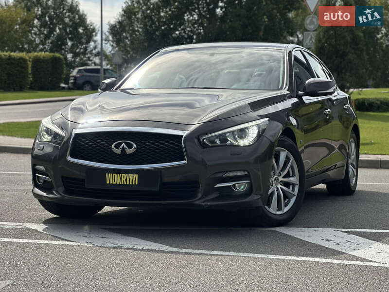 Infiniti Q50 2017