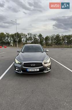 Седан Infiniti Q50 2014 в Днепре