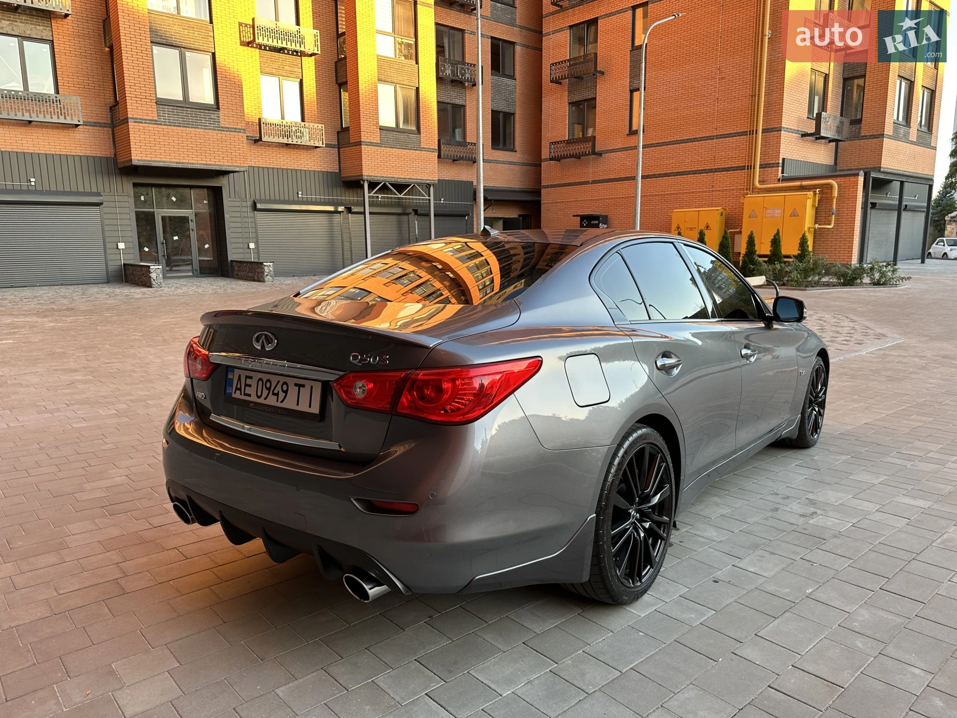 2017 Infiniti Q50 - мініатюра 6