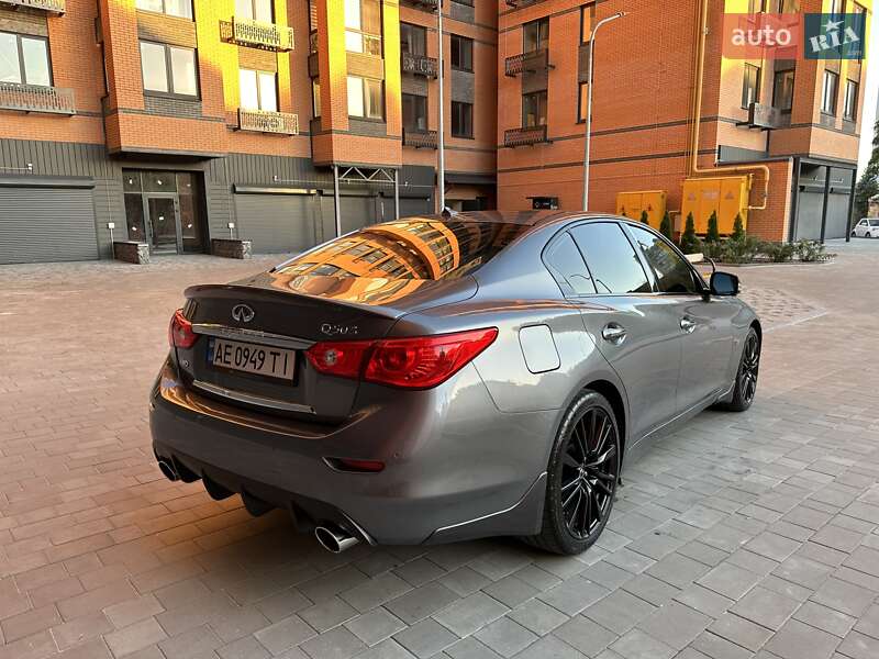 Седан Infiniti Q50 2017 в Дніпрі