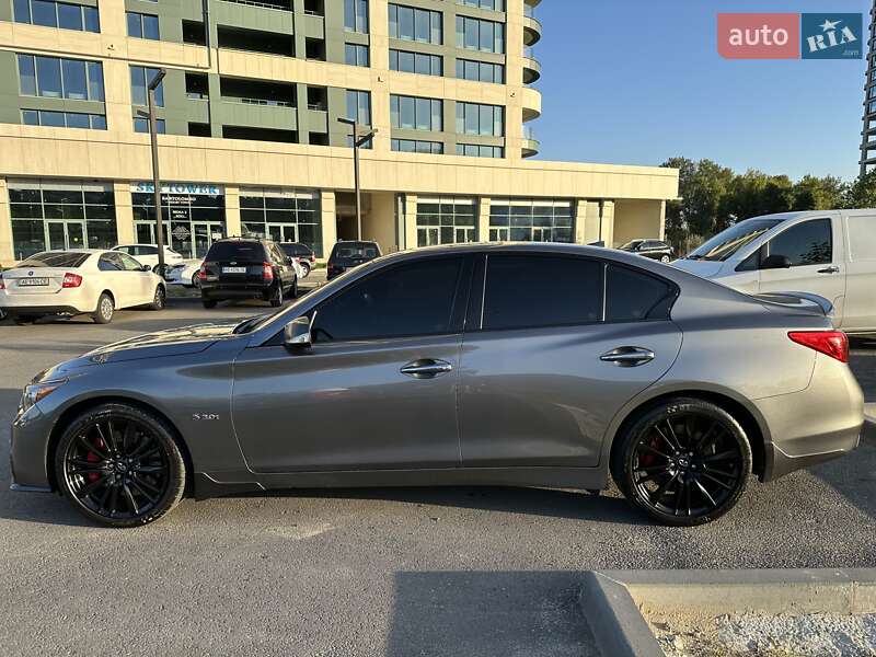 Седан Infiniti Q50 2017 в Дніпрі