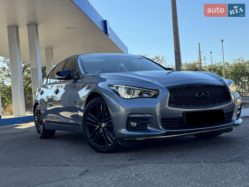 Седан Infiniti Q50 2013 в Одесі