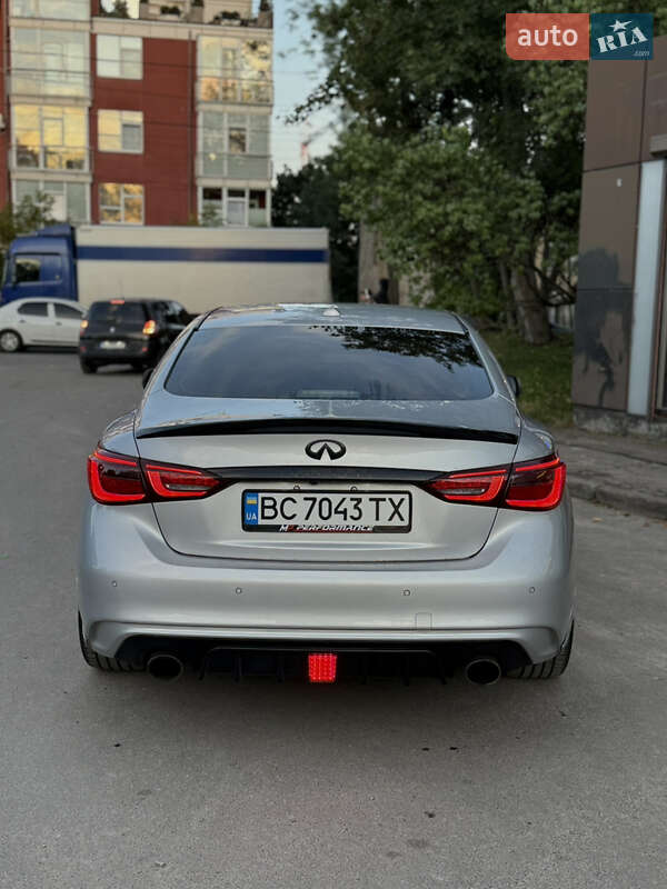 Седан Infiniti Q50 2019 в Львове