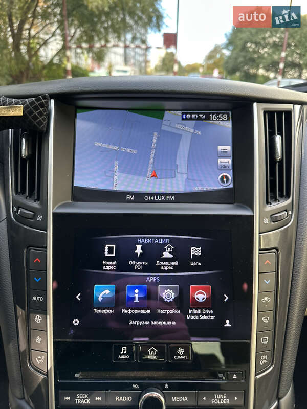 Седан Infiniti Q50 2016 в Львове