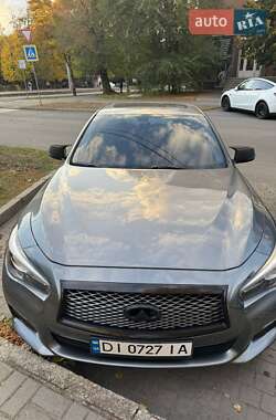 Седан Infiniti Q50 2016 в Запорожье