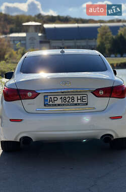 Седан Infiniti Q50 2016 в 