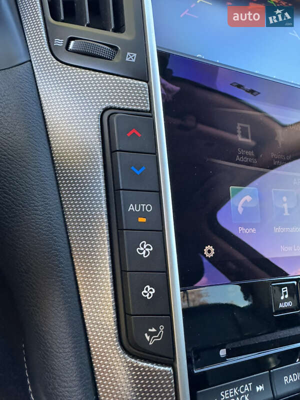 Седан Infiniti Q50 2016 в Дніпрі