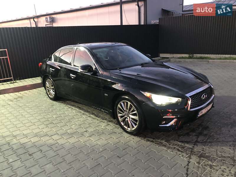 Infiniti Q50 2017