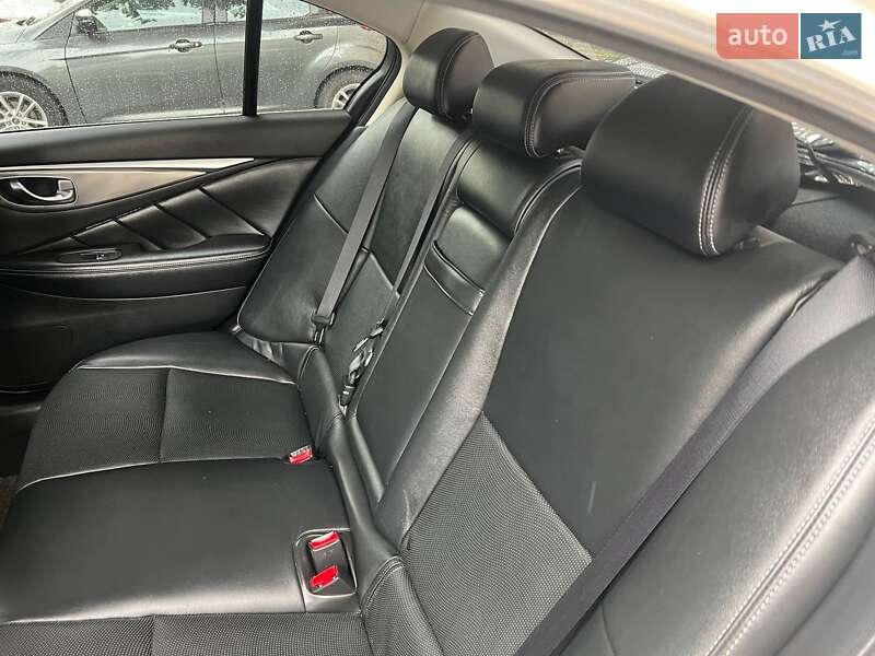Седан Infiniti Q50 2015 в Харькове фото 18 Седан Infiniti Q50 2015 в Харькове