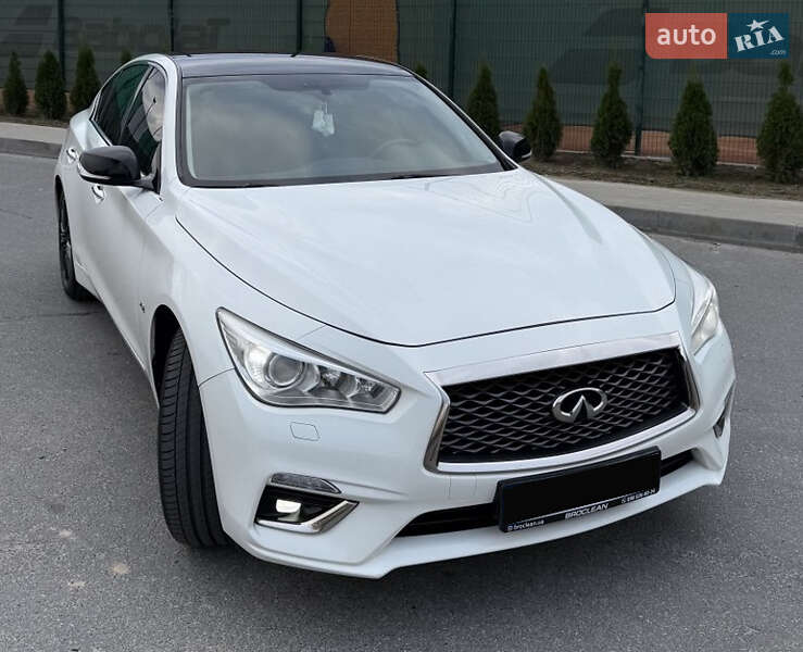 Седан Infiniti Q50 2018 в Киеве