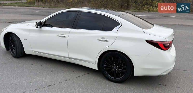 Седан Infiniti Q50 2018 в Киеве