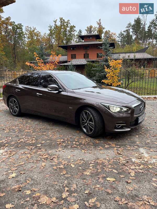 Седан Infiniti Q50 2014 в Киеве