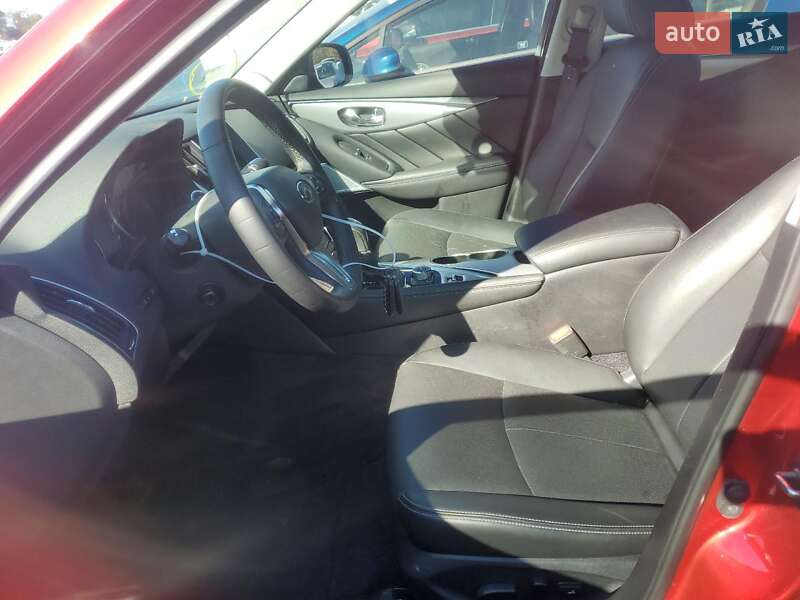 Седан Infiniti Q50 2023 в Львові