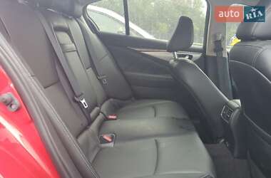 Седан Infiniti Q50 2023 в 