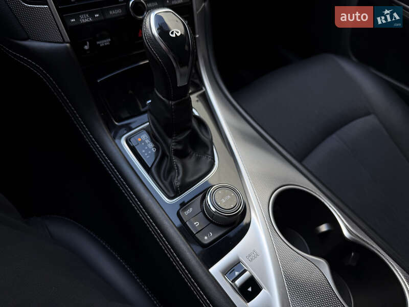 Седан Infiniti Q50 2018 в Киеве фото 25 Седан Infiniti Q50 2018 в Киеве