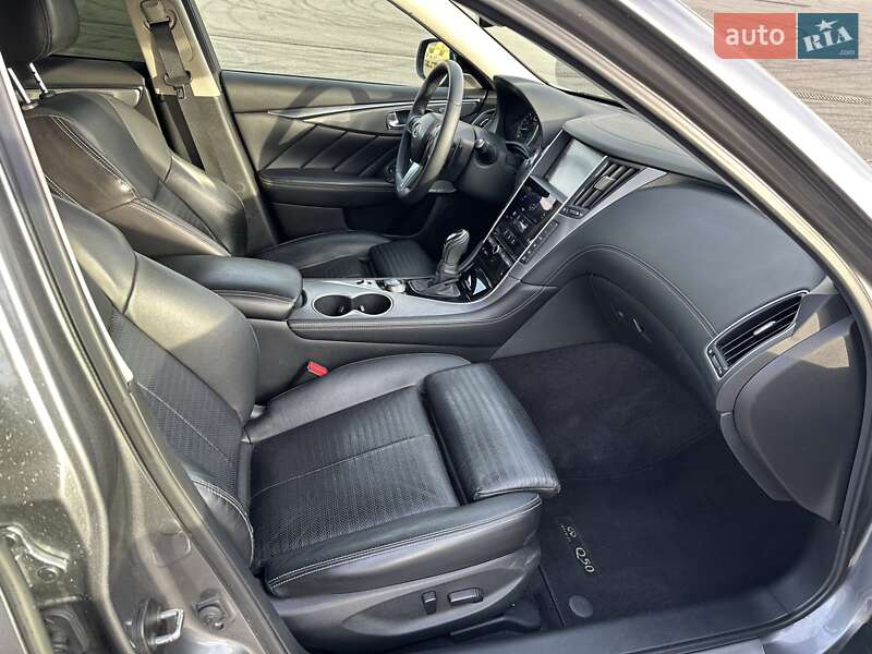 Седан Infiniti Q50 2017 в Киеве фото 27 Седан Infiniti Q50 2017 в Киеве