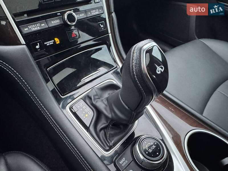 Седан Infiniti Q50 2017 в Киеве фото 26 Седан Infiniti Q50 2017 в Киеве