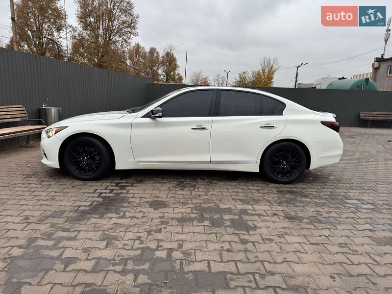 Седан Infiniti Q50 2015 в Кривом Роге фото 7 Седан Infiniti Q50 2015 в Кривом Роге