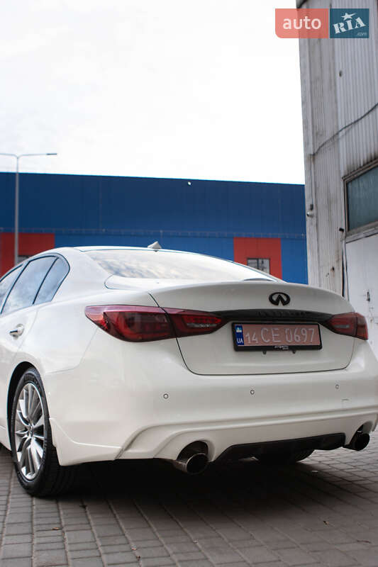 Седан Infiniti Q50 2020 в Львове