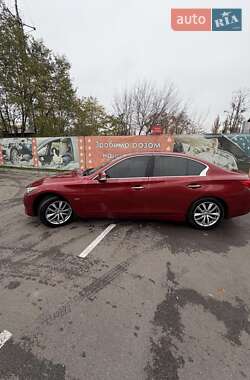Седан Infiniti Q50 2015 в Києві
