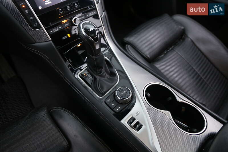 Седан Infiniti Q50 2017 в Києві