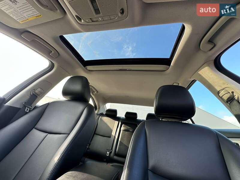 Седан Infiniti Q50 2019 в Луцке