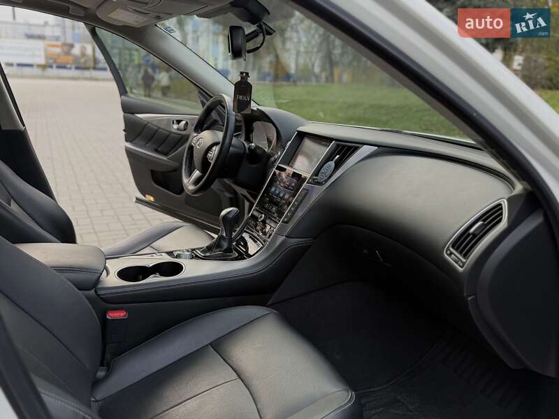 Седан Infiniti Q50 2016 в Тернополе фото 30 Седан Infiniti Q50 2016 в Тернополе