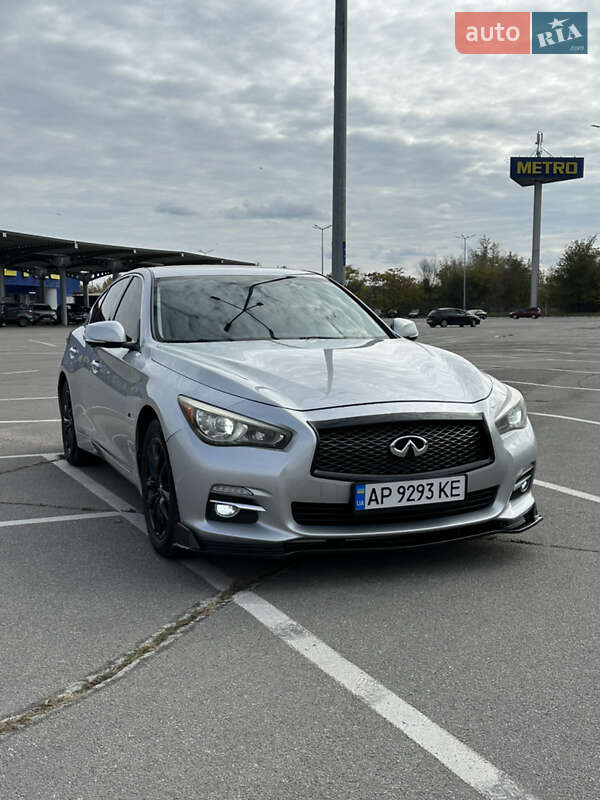 Седан Infiniti Q50 2014 в Запоріжжі