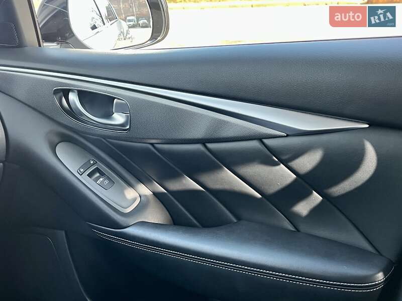 Седан Infiniti Q50 2016 в Харькове фото 34 Седан Infiniti Q50 2016 в Харькове