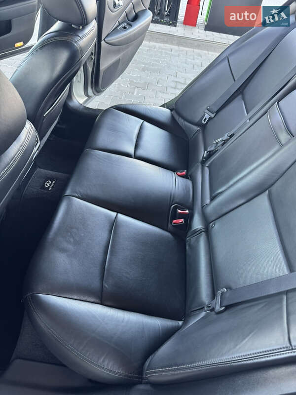 Седан Infiniti Q50 2015 в Одессе фото 14 Седан Infiniti Q50 2015 в Одессе